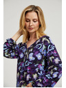 Moodo Tmavomodrá kvetovaná blúzka s V-výstrihom Moodo