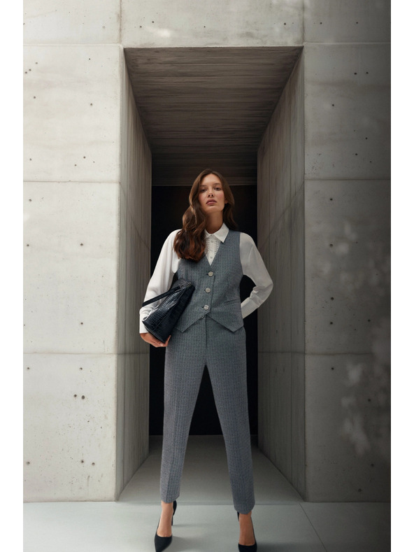 Moodo Elegantné cigaretové nohavice sivé Moodo