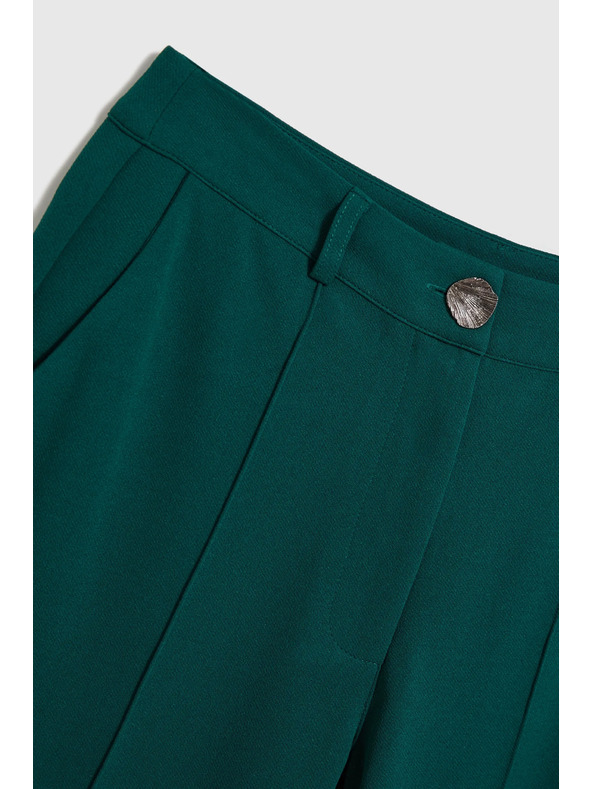 Moodo Zelené nohavice s rovnými nohavicami v károvanom vzore Moodo