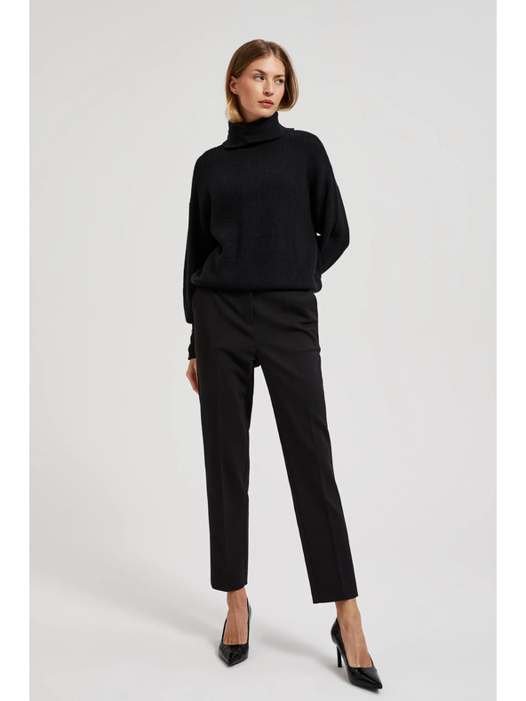 Moodo Elegantné čierne nohavice do záhybu Moodo