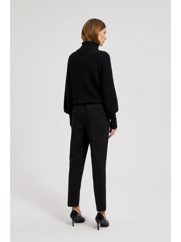 Moodo Elegantné čierne nohavice do záhybu Moodo