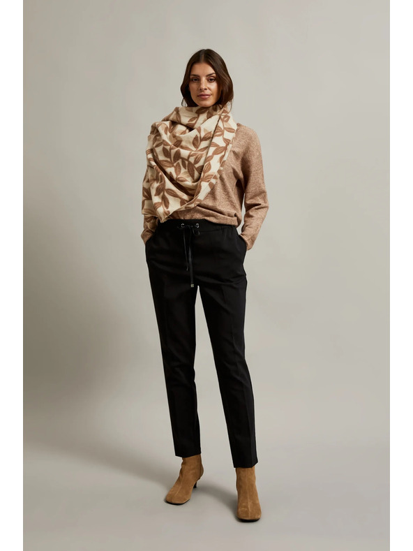 Moodo Čierne nohavice s rovnými nohavicami a opaskom Moodo