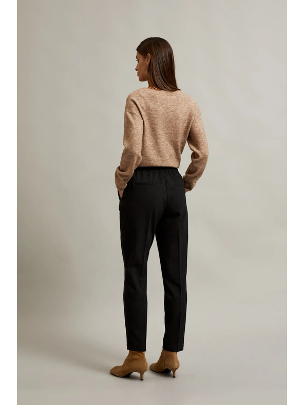 Moodo Čierne nohavice s rovnými nohavicami a opaskom Moodo