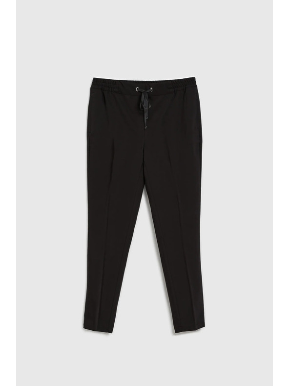 Moodo Čierne nohavice s rovnými nohavicami a opaskom Moodo