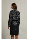 Moodo Čierna košeľa so vzorom s golierom Moodo