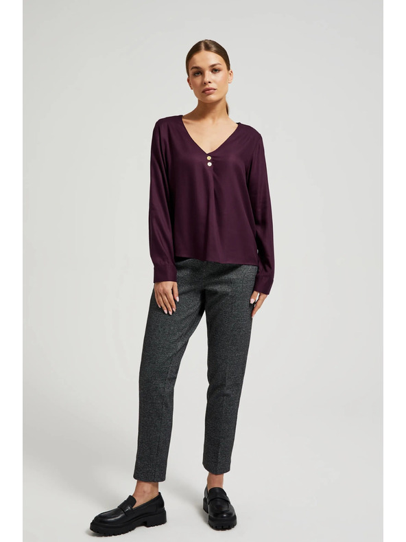 Moodo Košeľa s výstrihom do V a ozdobnými gombíkmi fialová Moodo