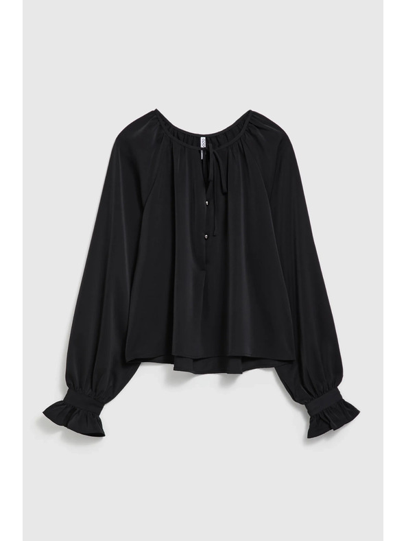 Moodo Čierna košeľa s naberanými rukávmi a viazaným výstrihom Moodo
