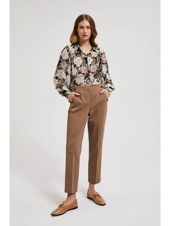 Moodo Plisovaná košeľa s kvetinovým vzorom a bublinkovými rukávmi čierna Moodo