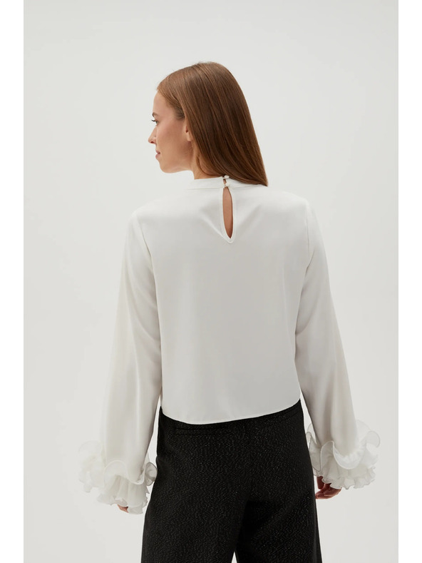 Moodo Biela košeľa s volánmi na rukávoch Moodo