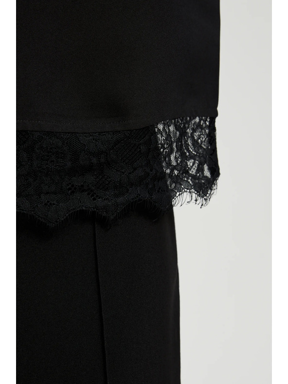 Moodo Čierna košeľa s čipkou a nadýchanými rukávmi Moodo
