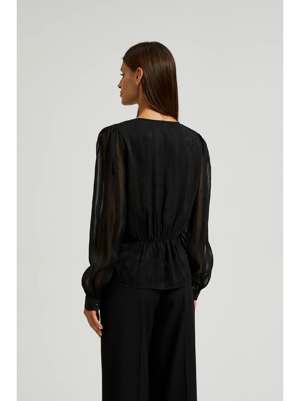 Moodo Elegantná košeľa čierna s výstrihom do V Moodo