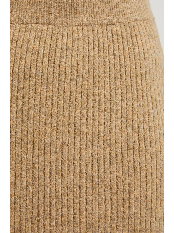Moodo Úpletová midi sukňa béžová Moodo