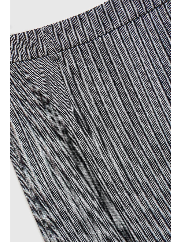 Moodo Elegantná ceruzková sukňa sivá Moodo