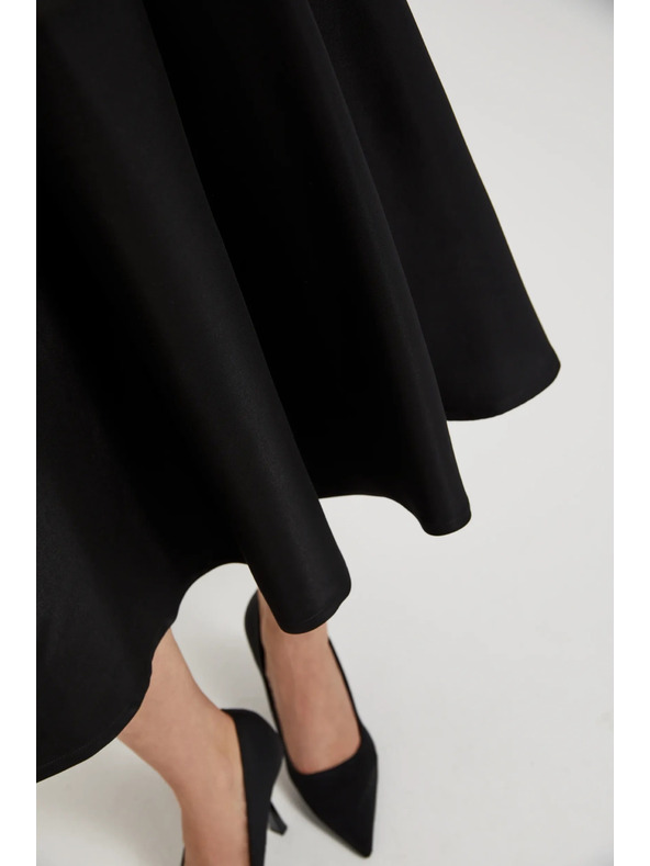 Moodo Rozšírená sukňa čierna Moodo