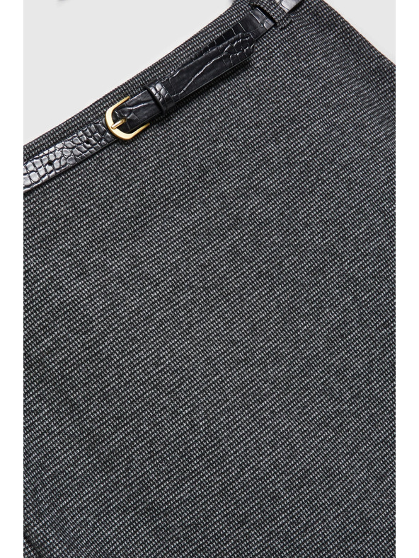 Moodo Ceruzková sukňa pred kolená sivá Moodo