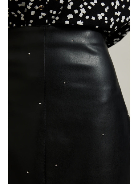 Moodo Voskovaná ceruzková sukňa čierna Moodo