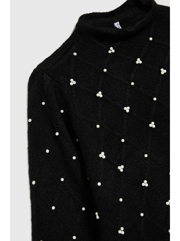 Moodo Sveter zdobený korálkami čierny Moodo