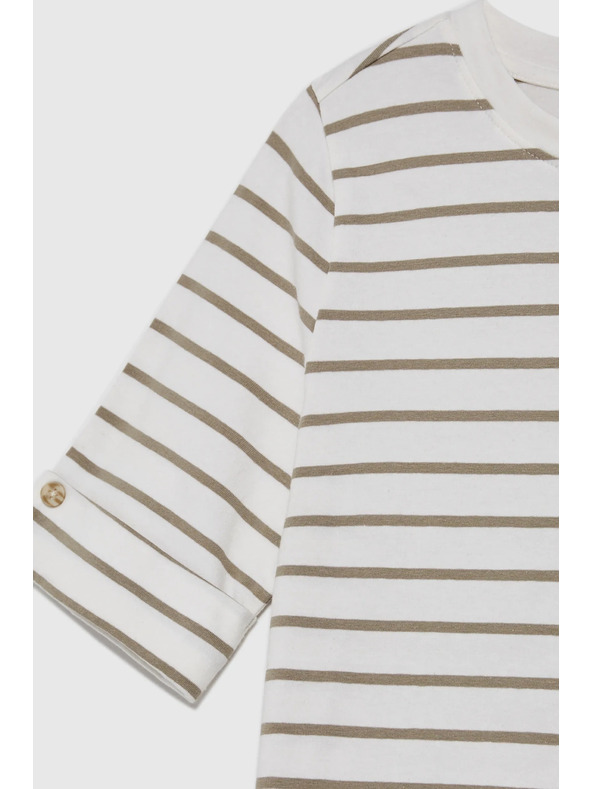 Moodo Olivová pruhovaná blúzka s okrúhlym výstrihom Moodo