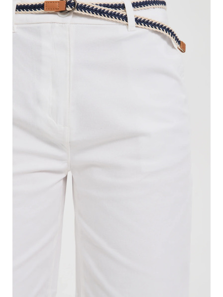 Moodo Bavlnené šortky s opaskom biele Moodo