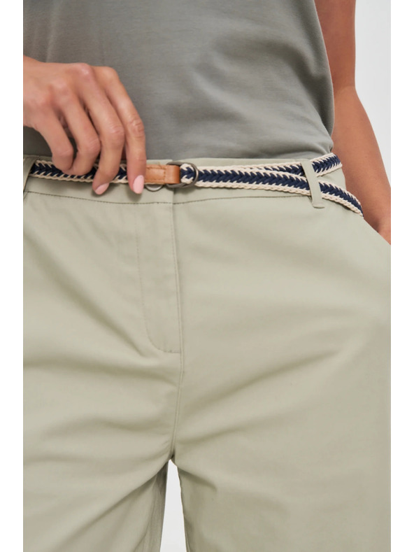 Moodo Bavlnené šortky s opaskom olivové Moodo