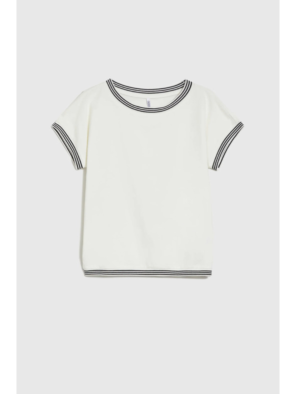 Moodo Women's White T-Shirt Moodo