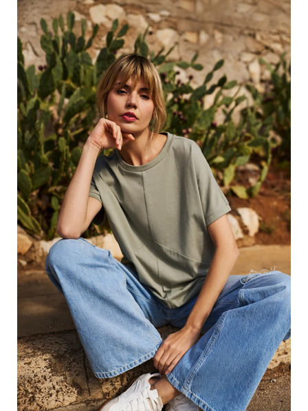 Moodo Khaki dámske voľné tričko Moodo