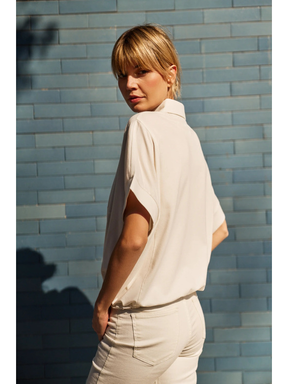 Moodo Biela dámska blúzka