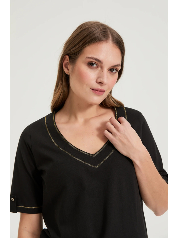 Moodo Blúzka s výstrihom do "V" čierna Moodo