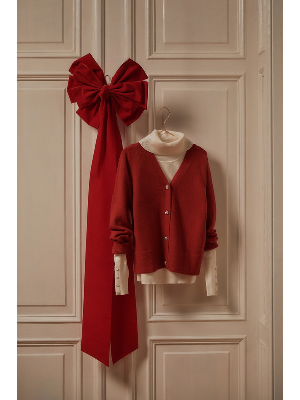 Moodo Kardigan s gombíkami v tvare ruže červený Moodo