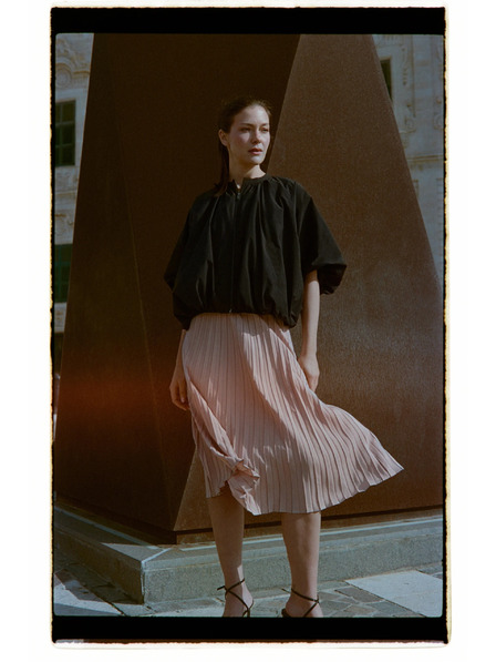 Moodo Plisovaná sukňa béžová Moodo