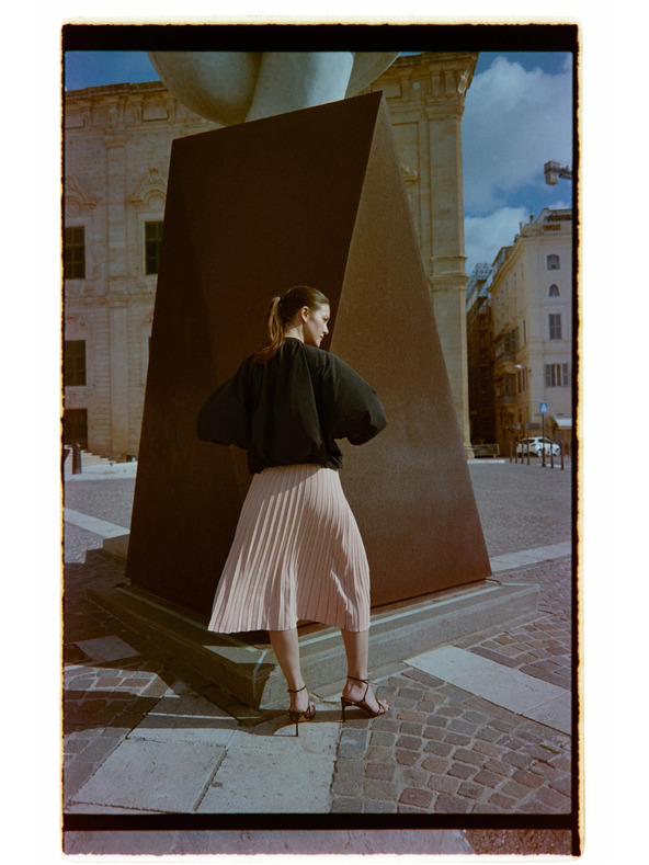 Moodo Plisovaná sukňa béžová Moodo