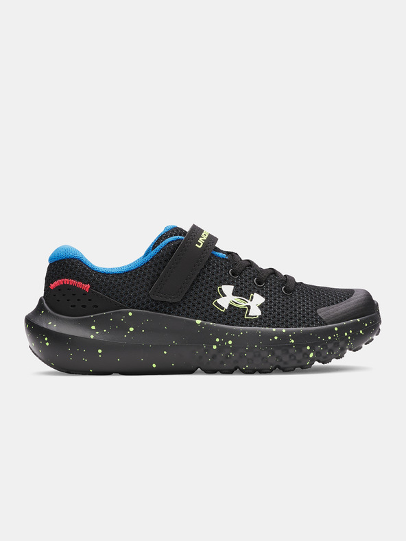 Under Armour Chlapčenské topánky Under Armour UA BPS Surge 4 AC-BLK