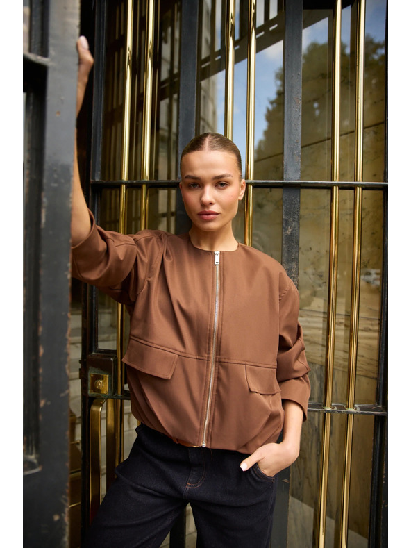 Moodo Krátka bunda hnedá Moodo