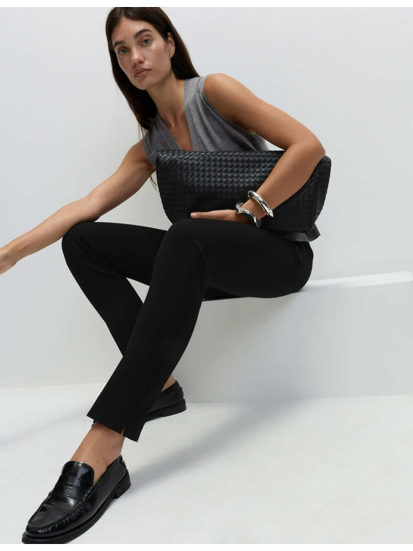 Marks & Spencer Nohavice úzkeho strihu po členky Marks & Spencer čierna