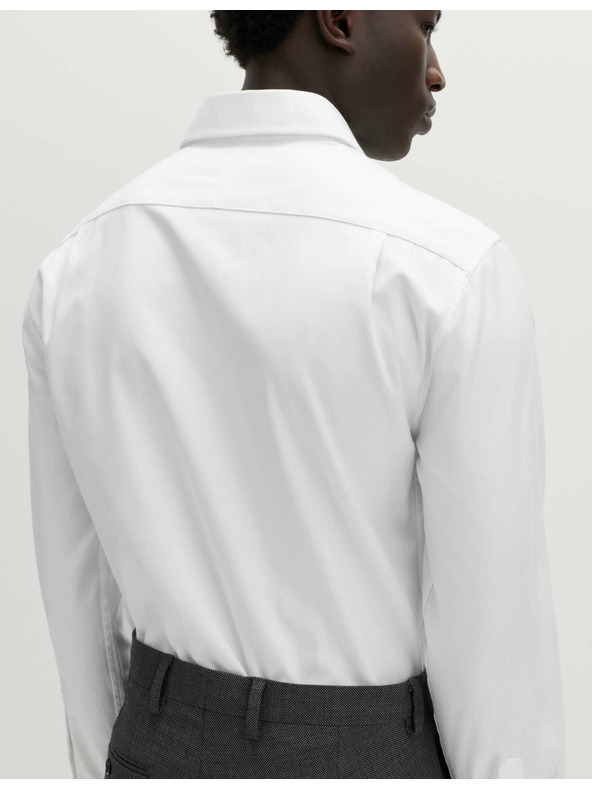 Marks & Spencer Luxusná bavlnená košeľa Marks & Spencer úzkeho strihu s dvojitými manžetami v bielej farbe