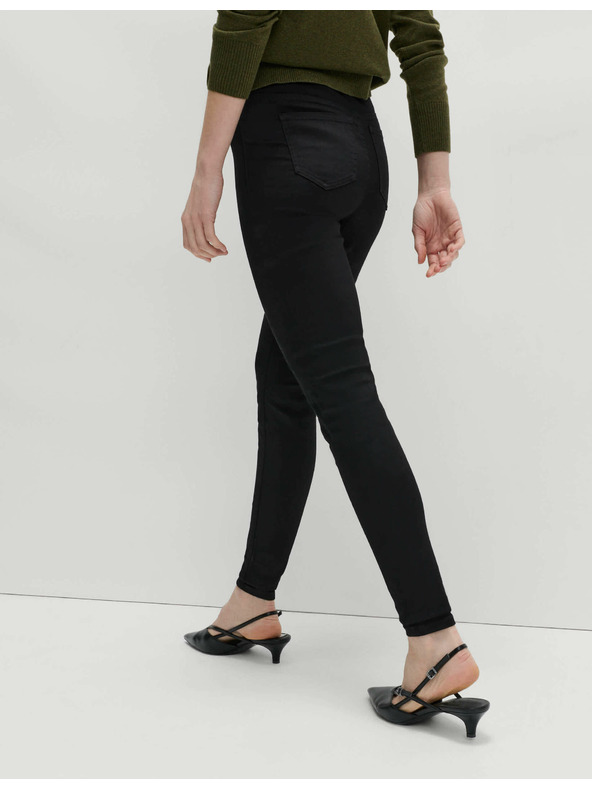 Marks & Spencer Džegíny s vysokým pásom Marks & Spencer čierne