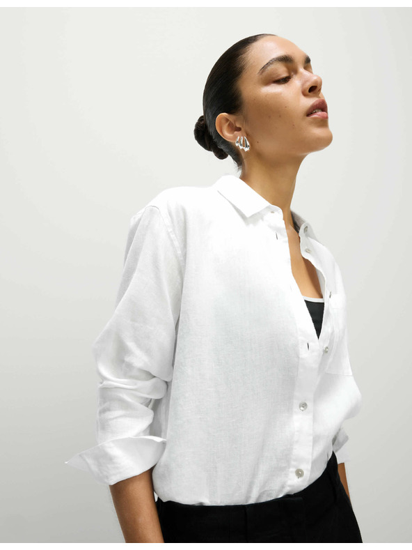 Marks & Spencer Oversized košeľa v štýle Girlfriend s golierom, z čistého ľanu Marks & Spencer biela