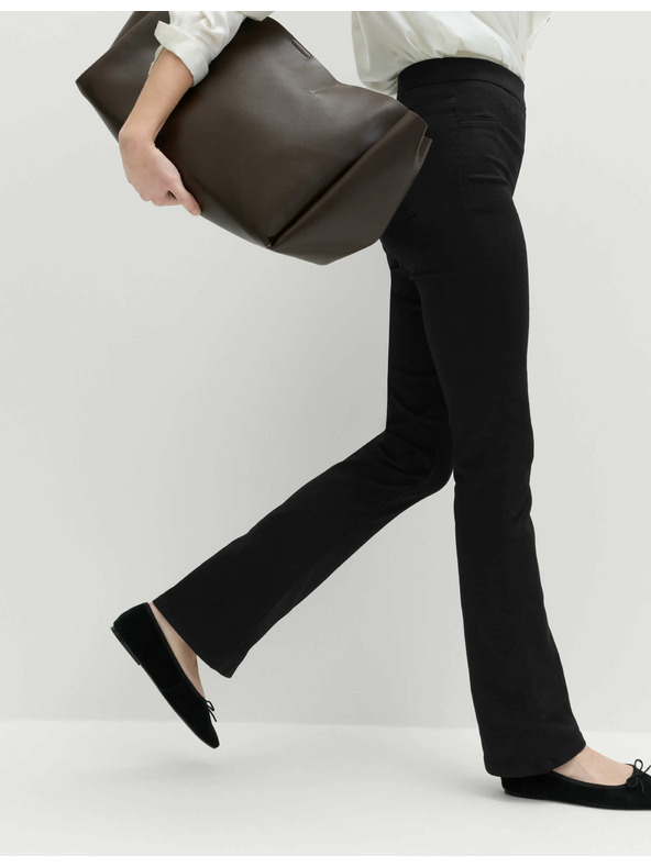 Marks & Spencer Džegíny s rozšírenými nohavicami Marks & Spencer čierna