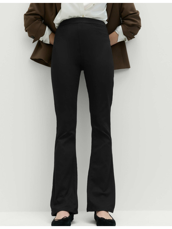 Marks & Spencer Džegíny s rozšírenými nohavicami Marks & Spencer čierna