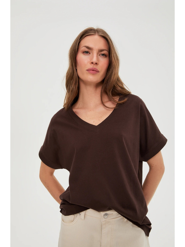 Moodo Tričko s výstrihom hnedé Moodo