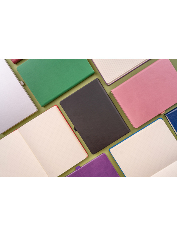 NOTIQUE NOTIQUE Notes Balacron, čierny, bodkovaný, 15 x 21 cm