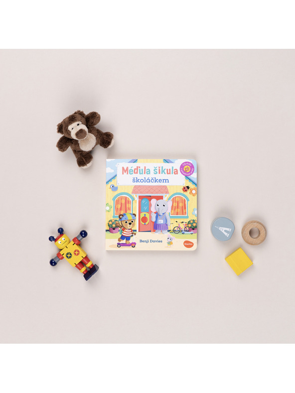 BAAGL  MEDVEDÍK ŠIKOVNÝ ŠKOLÁKOM – Obrázky s pohyblivými prvkami