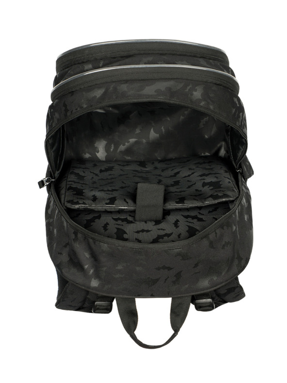 BAAGL  BAAGL SET 3 Core Batman čierny: batoh, peračník, vrecko