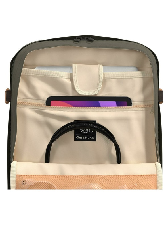 CabinZero Batoh CabinZero Classic Pro 32L Grey Moor