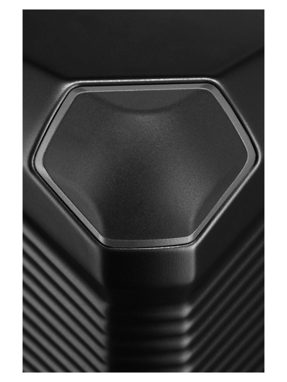 Travelite Cestovný kufor Travelite Millennium S Front pocket Black