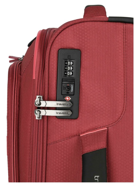 Travelite Červený cestovný kufor Travelite Skaii 4w S