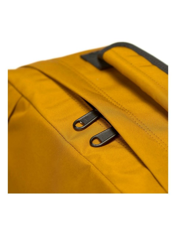 CabinZero Batoh CabinZero Classic 44L Orange Chill