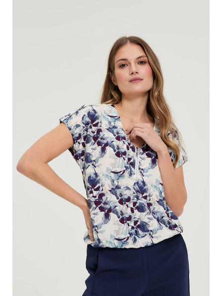 Moodo Tmavomodrá viskózová košeľa Moodo s kvetinovým vzorom