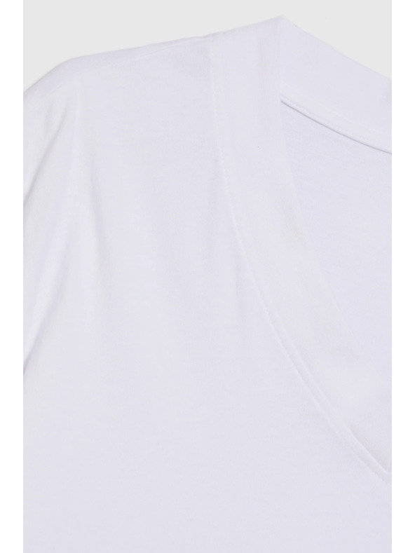 Moodo Bavlnená blúzka s výstrihom do V biela Moodo