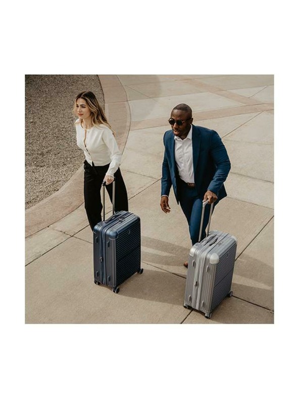 Heys Cestovný kufor Heys Cruze M Silver
